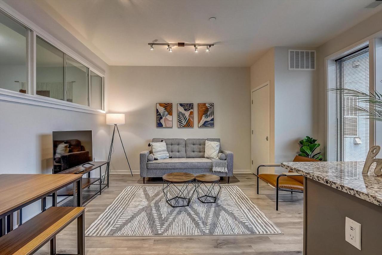 Frontdesk The Hub At 31 Brewerytown Apts *